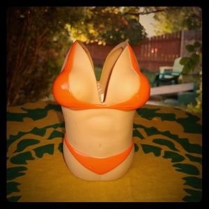 Rare vintage Hooters koozie